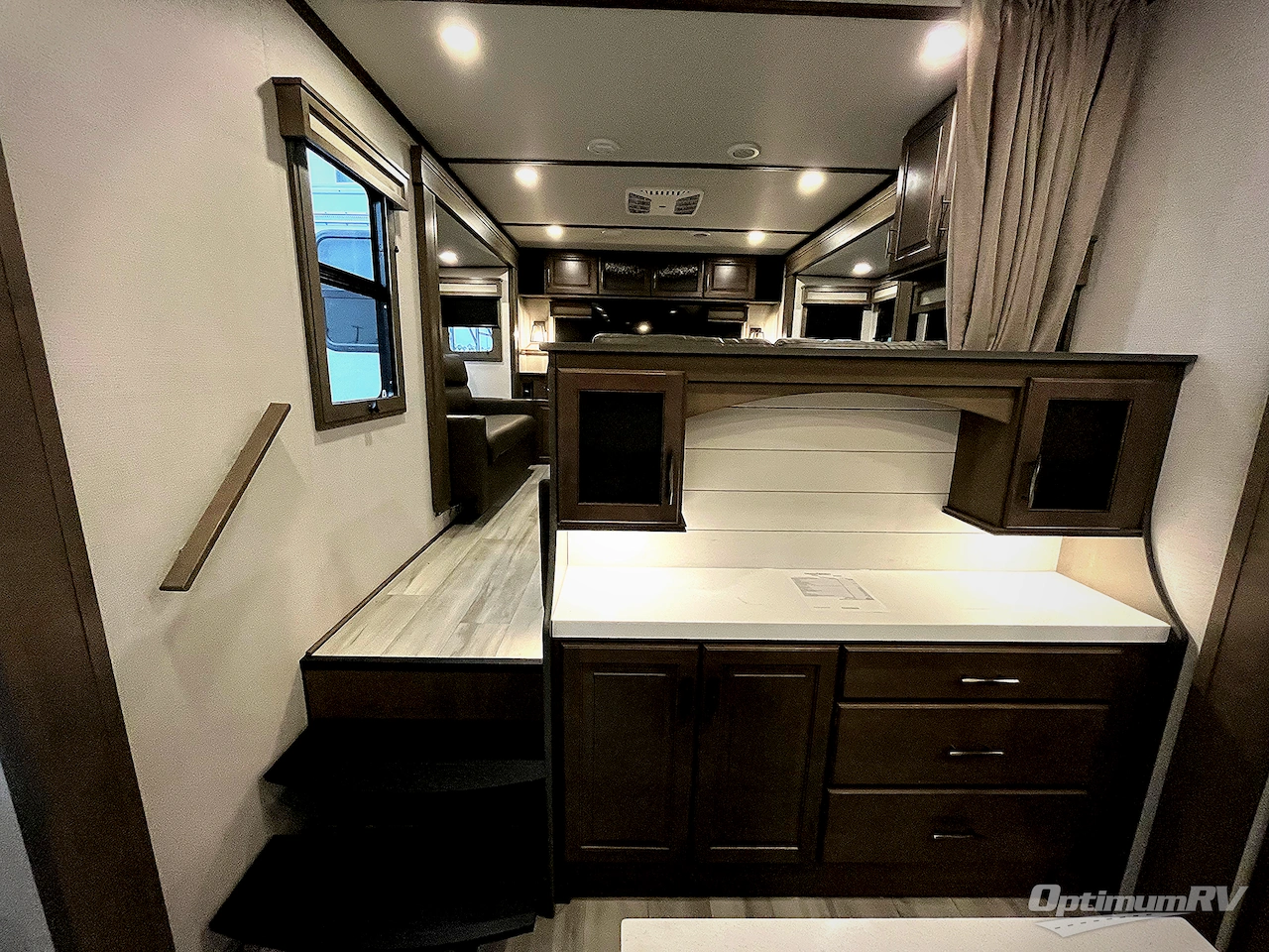 2024 Grand Design Solitude 376RD Photo 16