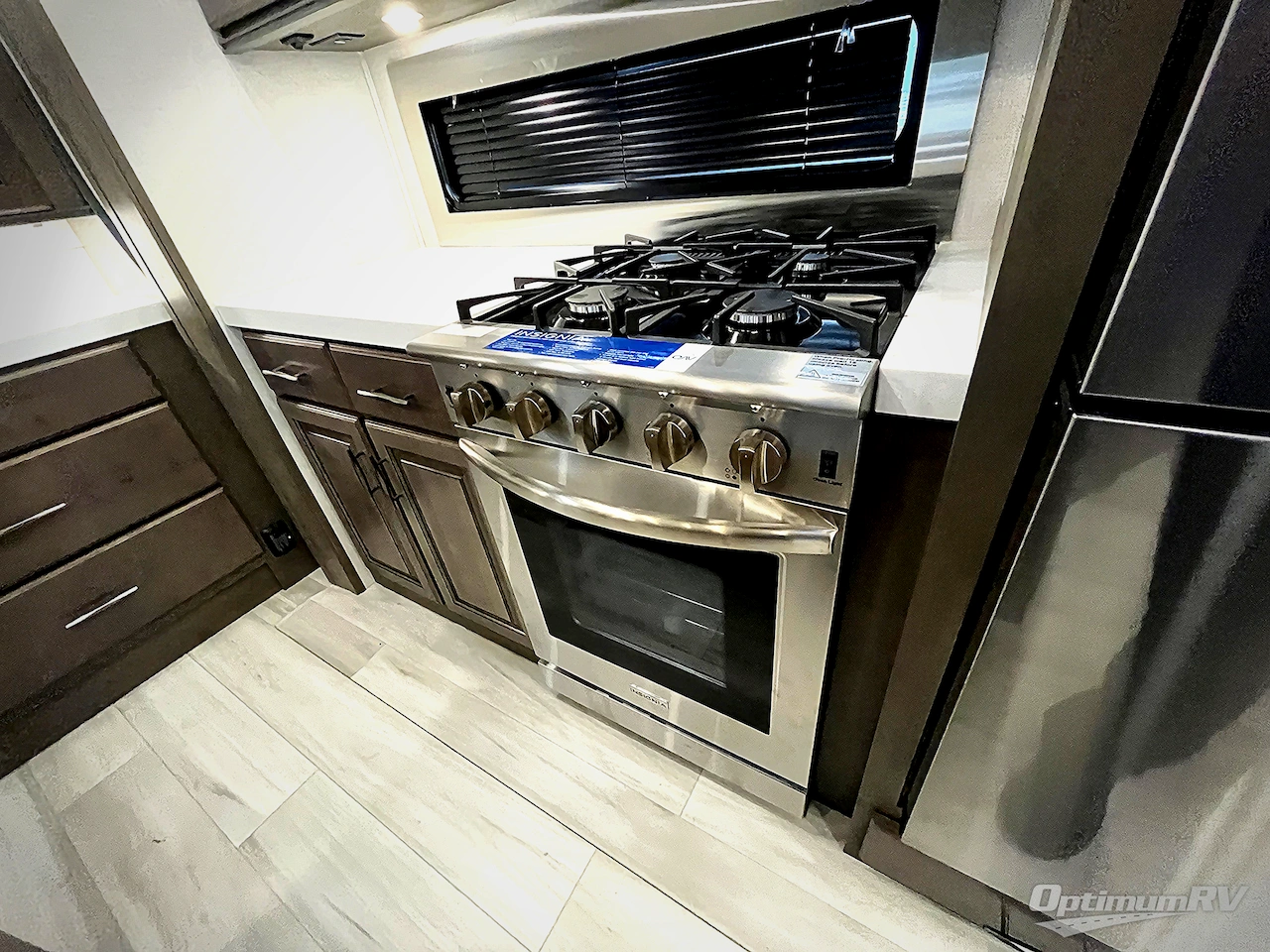 2024 Grand Design Solitude 376RD Photo 25