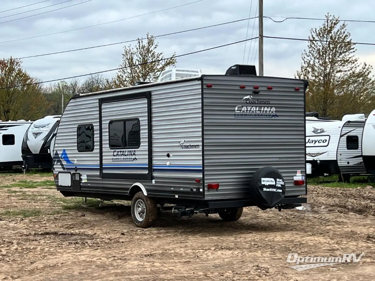 2022 Coachmen Catalina Summit Series 7 184FQS Photo 2