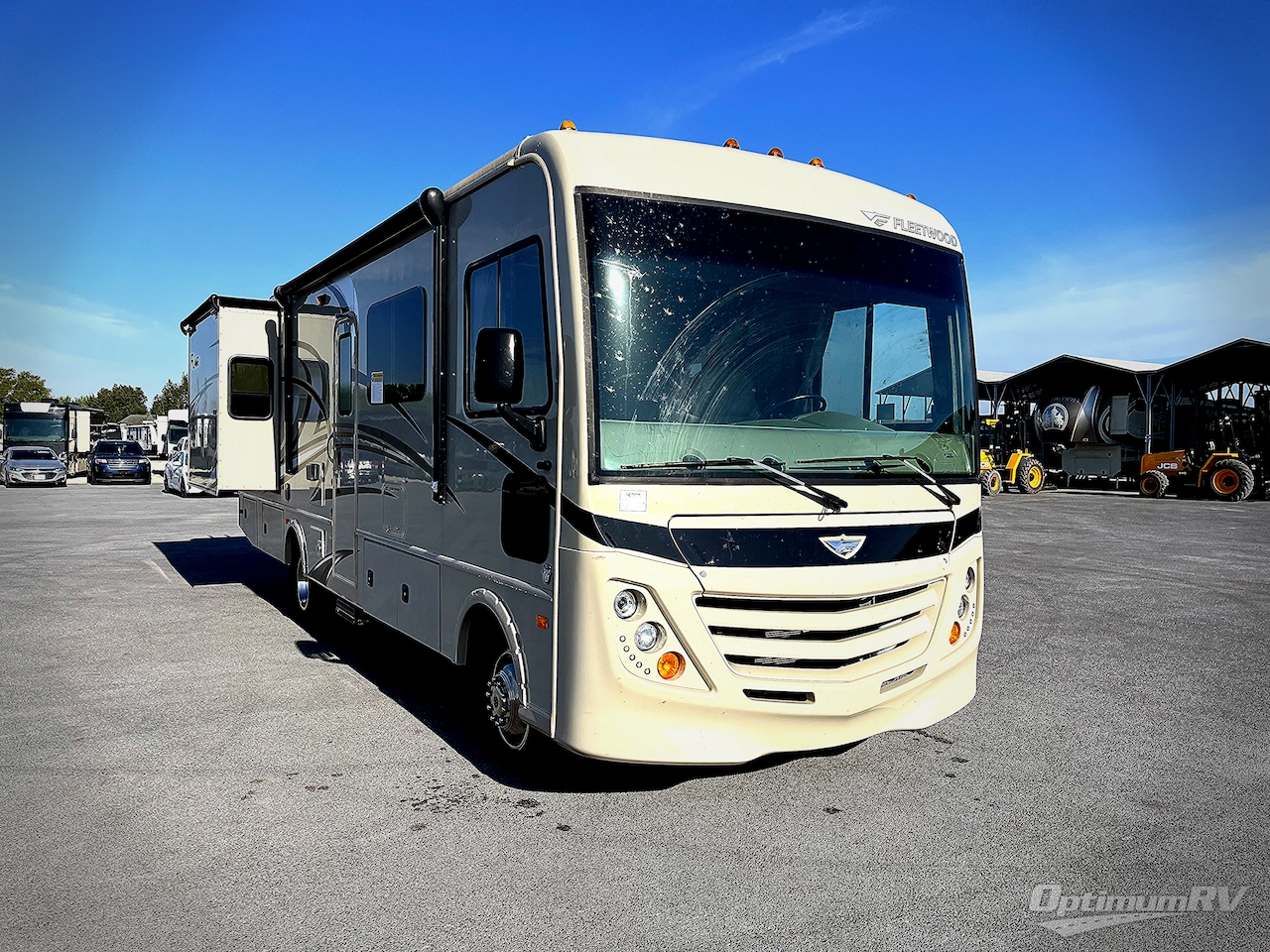 2018 Fleetwood Flair 30P Photo 1