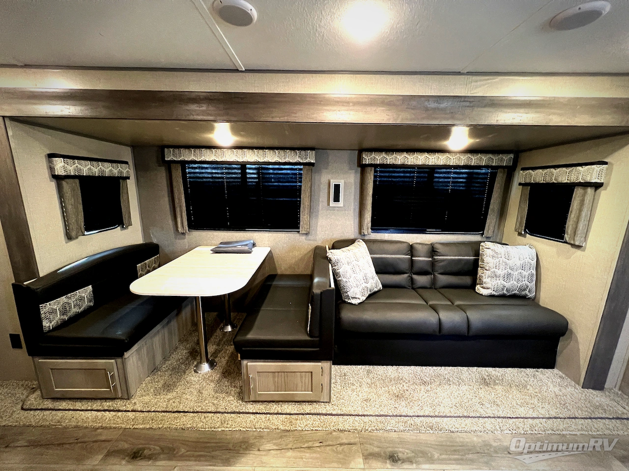 2022 Coachmen Catalina Legacy 243RBS Photo 7