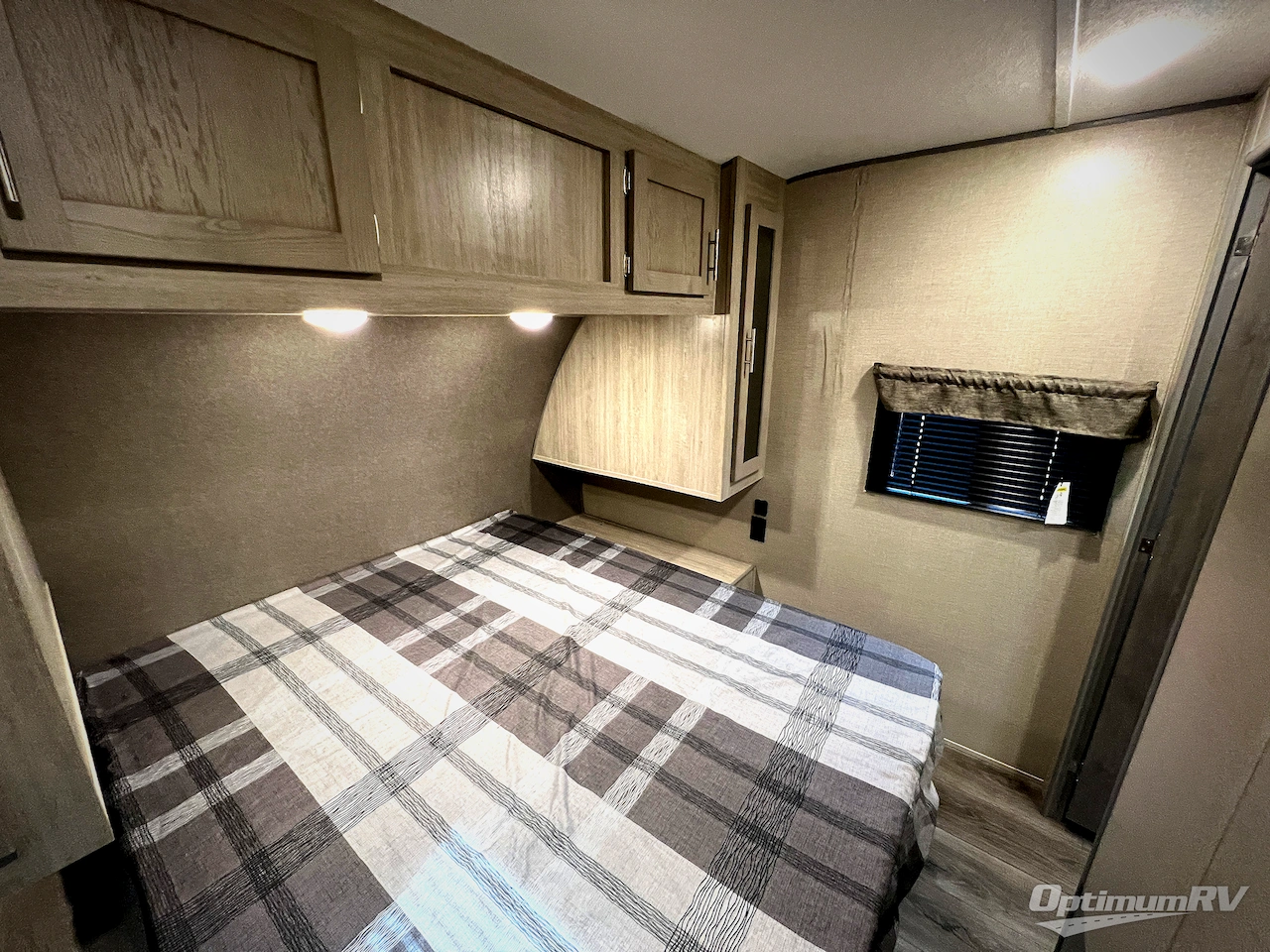 2022 Coachmen Catalina Legacy 243RBS Photo 11