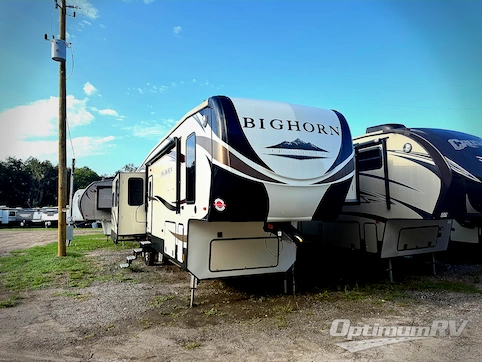 Used 2017 Heartland Bighorn Traveler 37SS Featured Photo