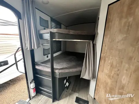 2022 Keystone Springdale 251BH RV Photo 4