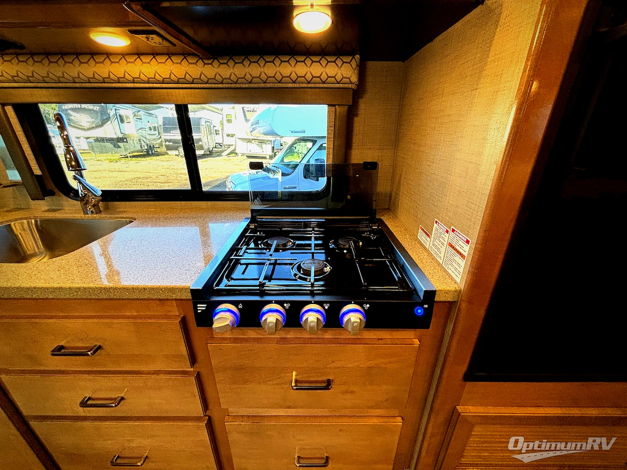 2019 Thor Quantum RC25 Photo 15