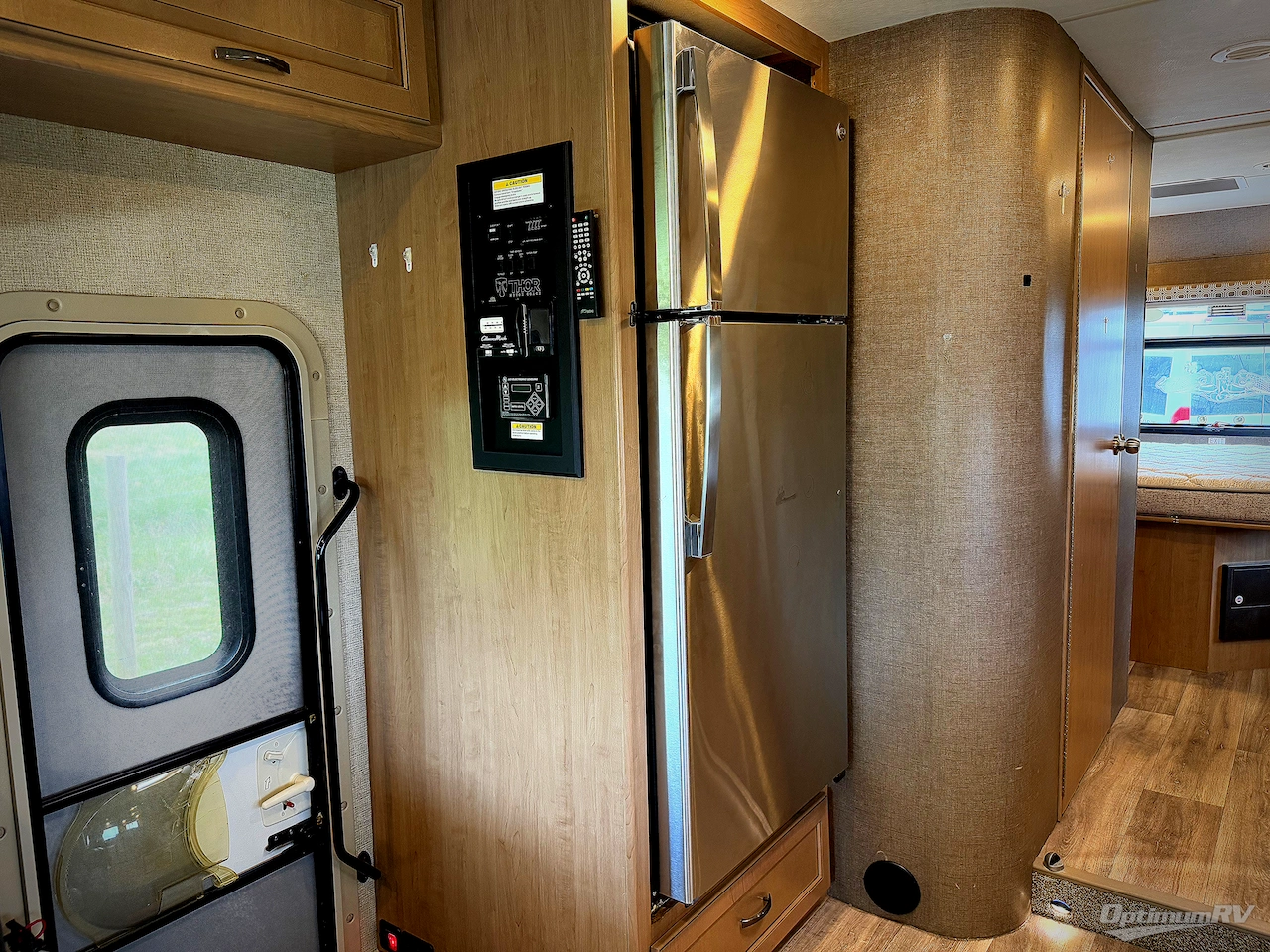 2018 Thor Four Winds 31W Photo 10