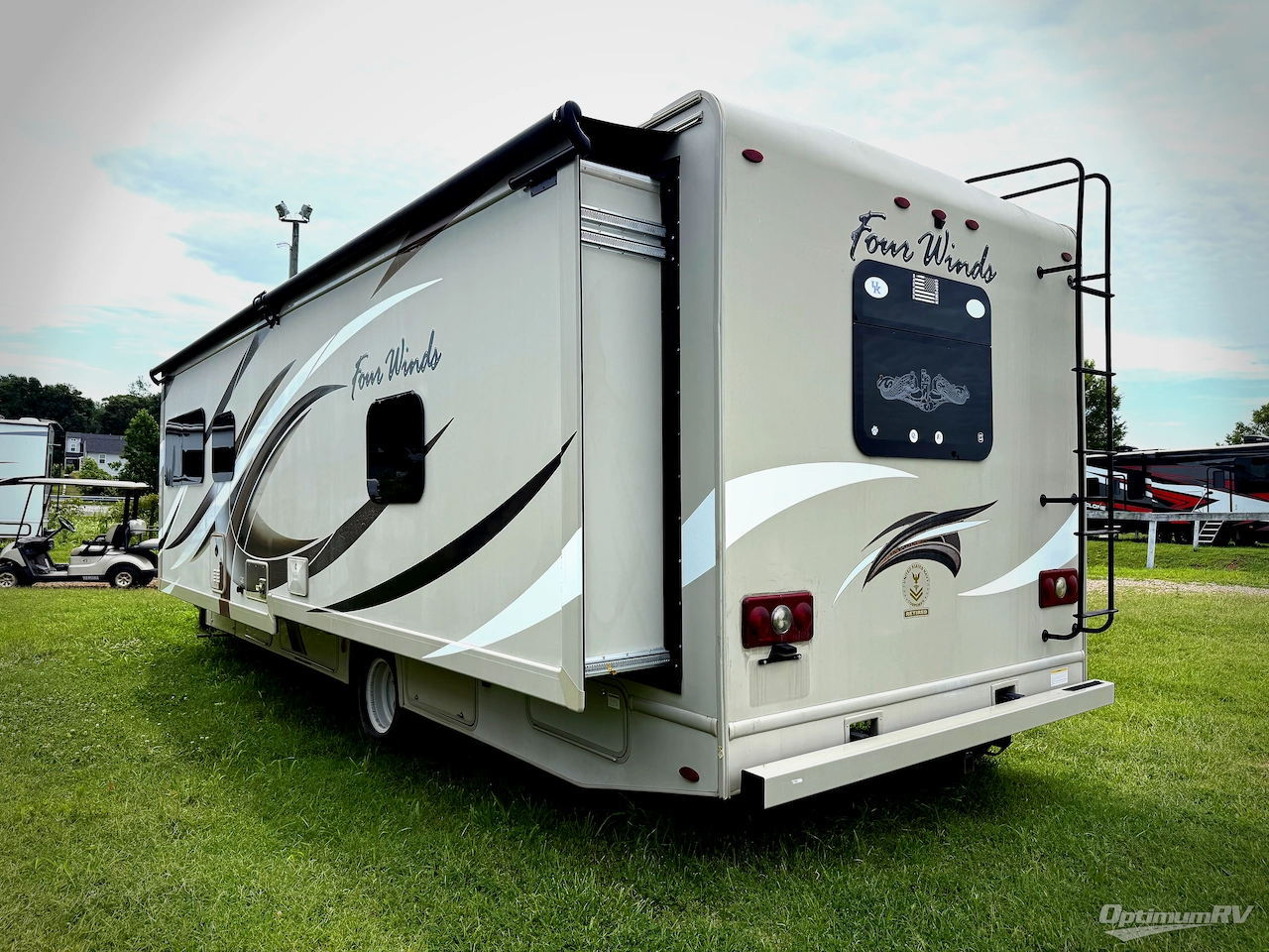 2018 Thor Four Winds 31W Photo 3
