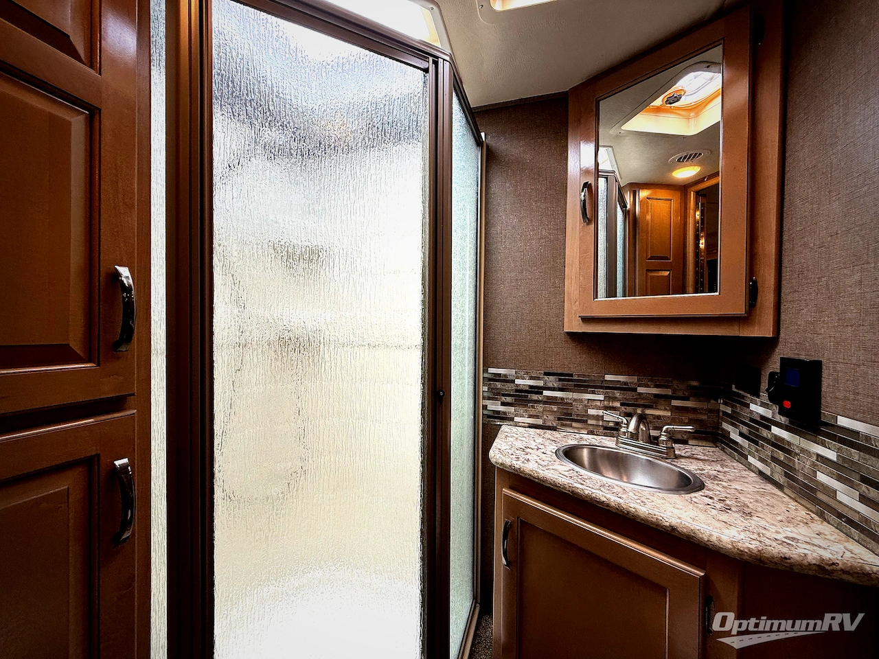 2018 Thor Four Winds 31W Photo 12