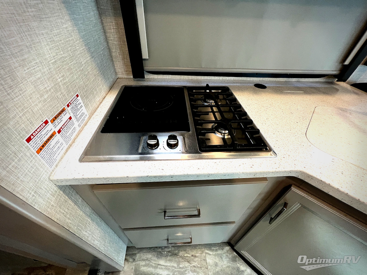 2023 Thor Quantum LF31 Photo 12