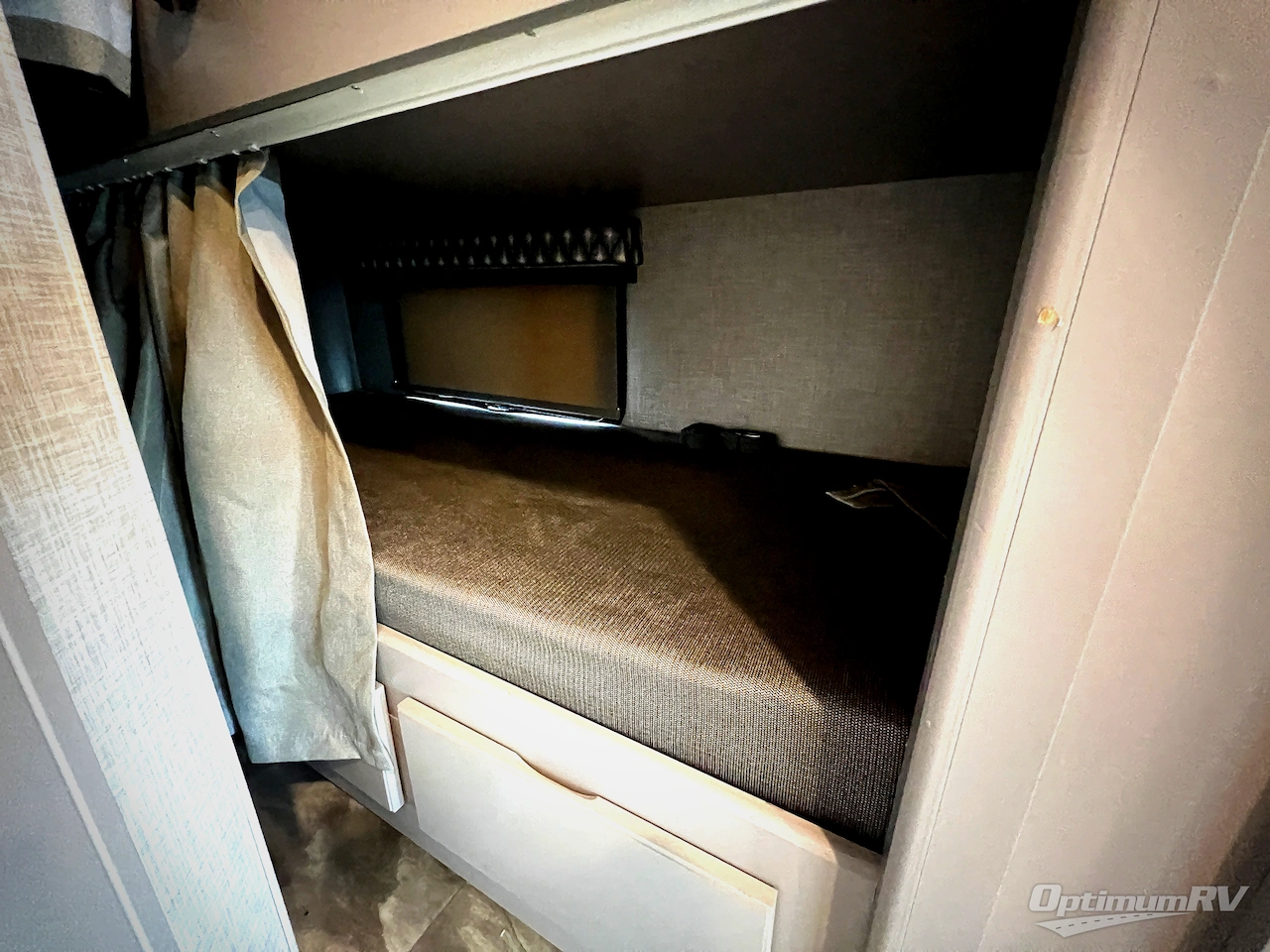 2023 Thor Quantum LF31 Photo 21