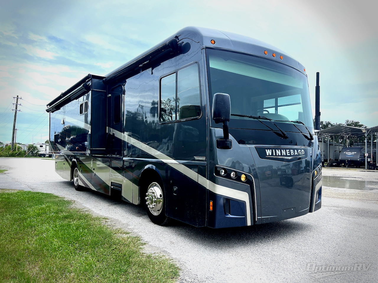 2019 Winnebago Forza 34T Photo 1