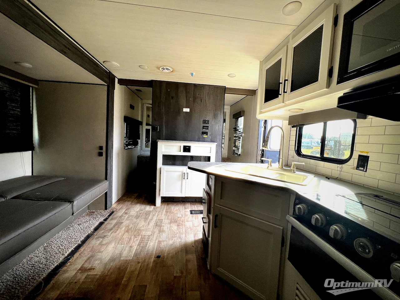 2022 Keystone Hideout 272BH Photo 9