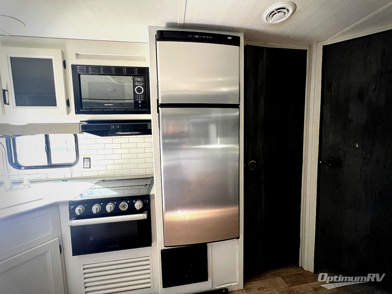 2022 Keystone Hideout 272BH Photo 15