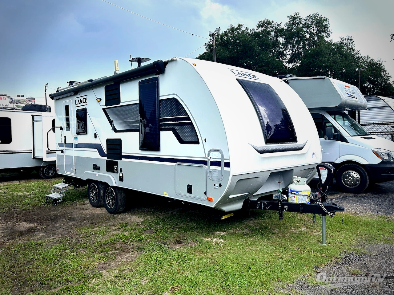 2023 Lance Lance Travel Trailers 1995 Photo 1