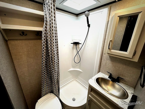 2022 Jayco Jay Feather Micro 166FBS RV Photo 4