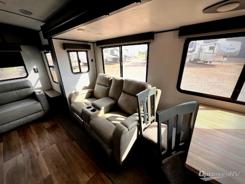 2022 Keystone Premier Ultra Lite 30RIPR RV Photo 4