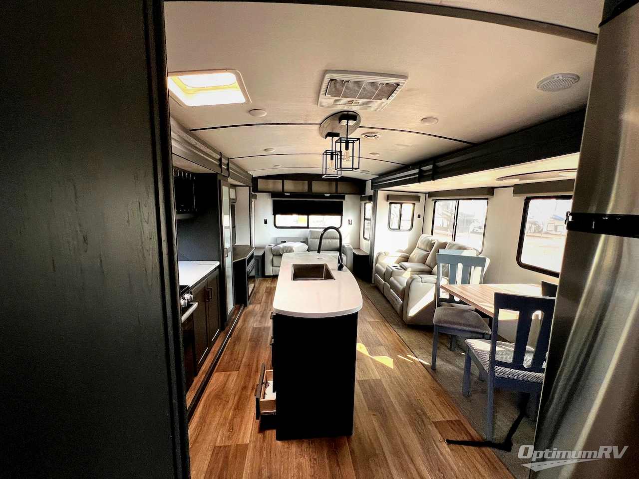 2022 Keystone Premier Ultra Lite 30RIPR Photo 4