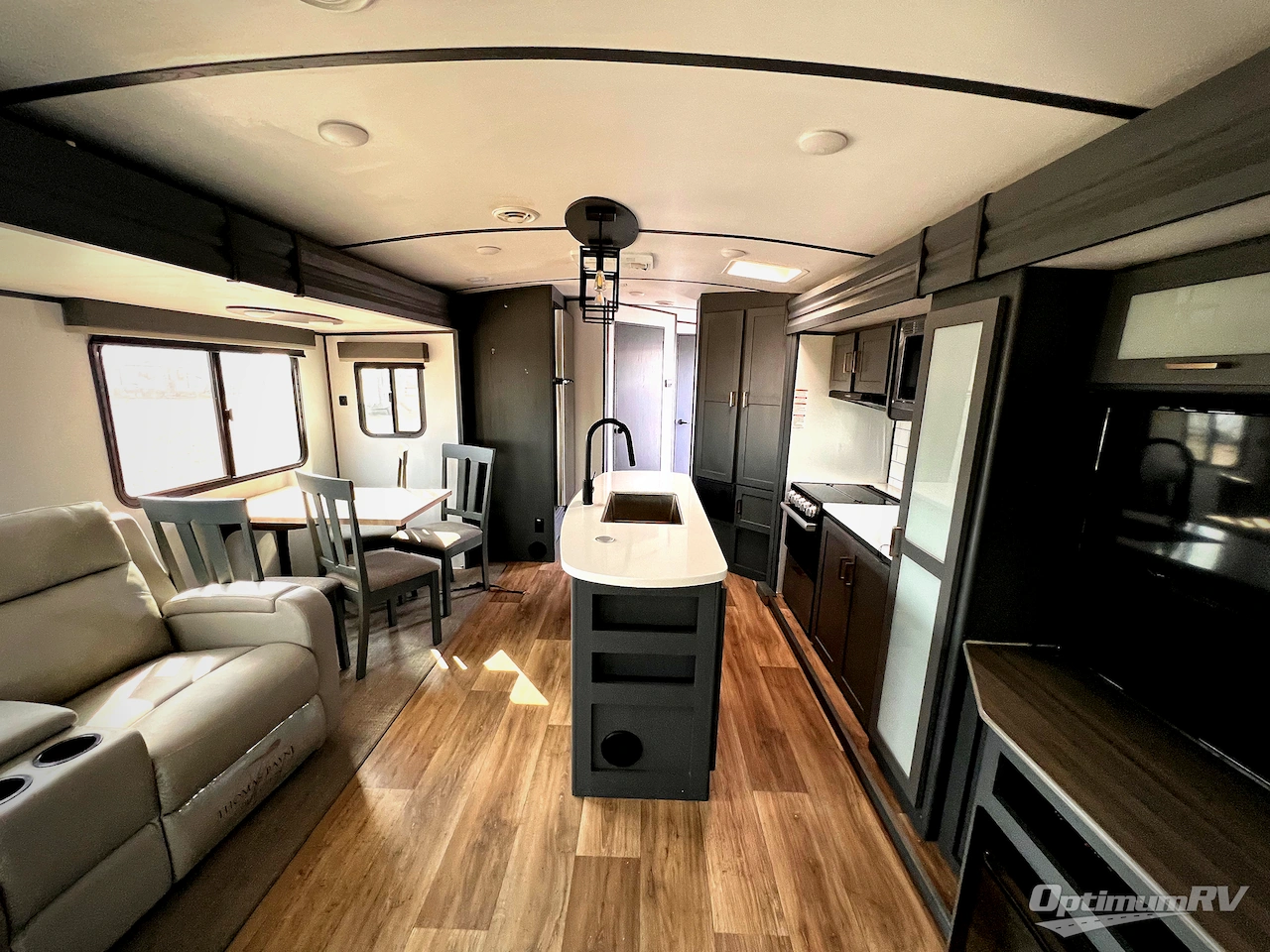 2022 Keystone Premier Ultra Lite 30RIPR Photo 5