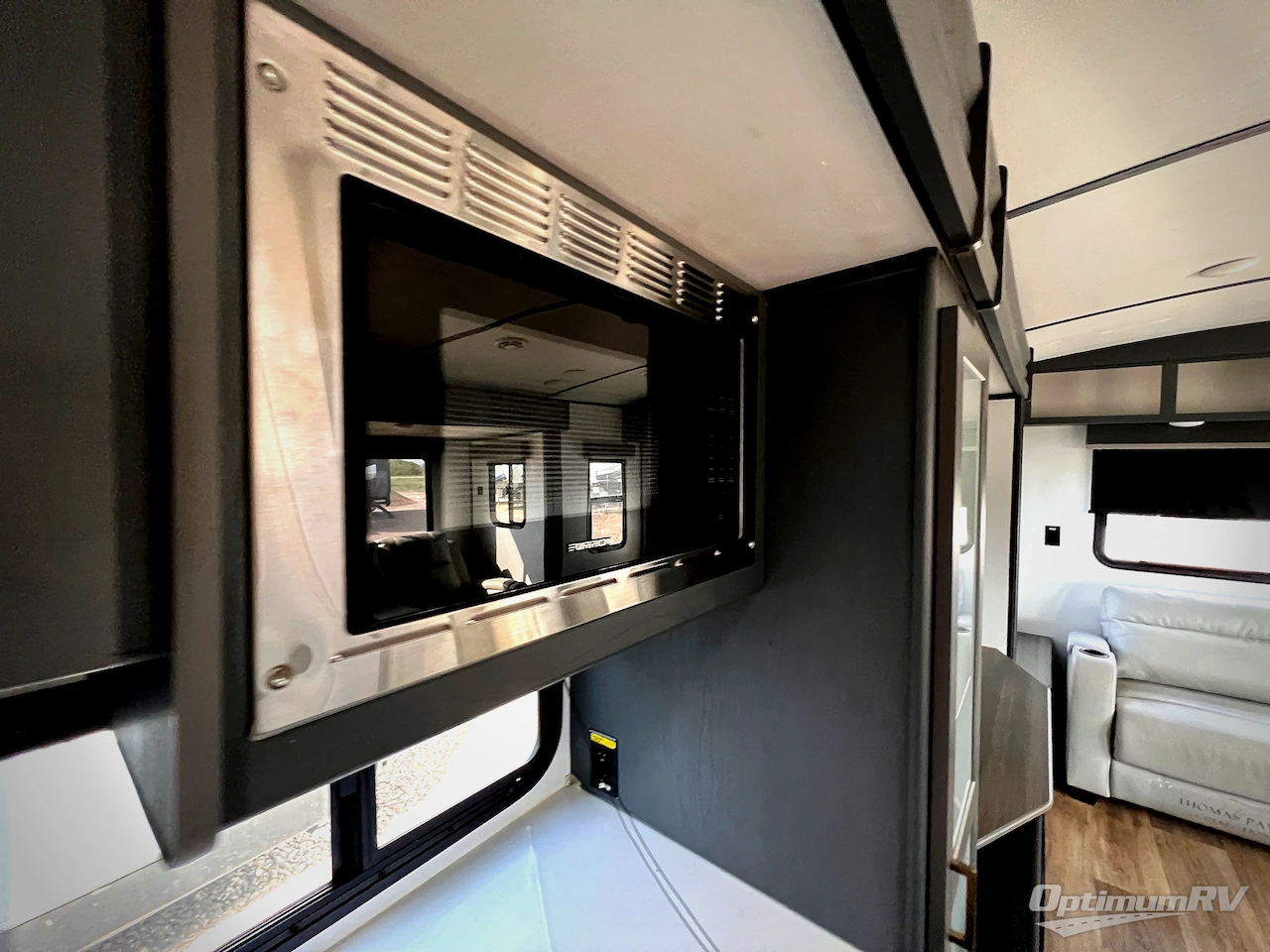 2022 Keystone Premier Ultra Lite 30RIPR Photo 8