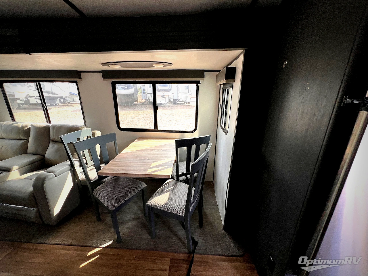2022 Keystone Premier Ultra Lite 30RIPR Photo 12