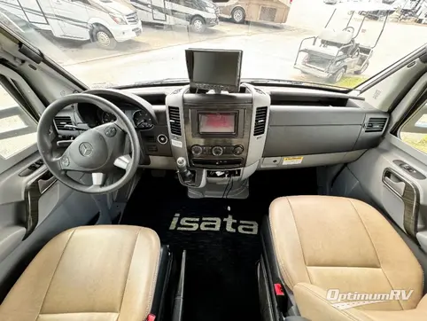 2020 Dynamax isata 3 24RW RV Photo 2