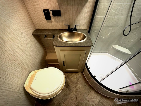 2022 Palomino Puma 32RBFQ RV Photo 3