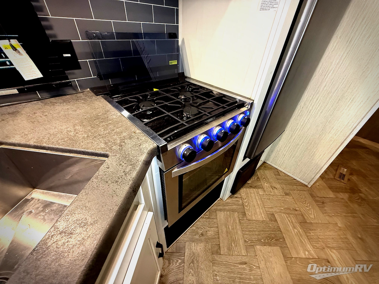 2022 Palomino Puma 32RBFQ Photo 12