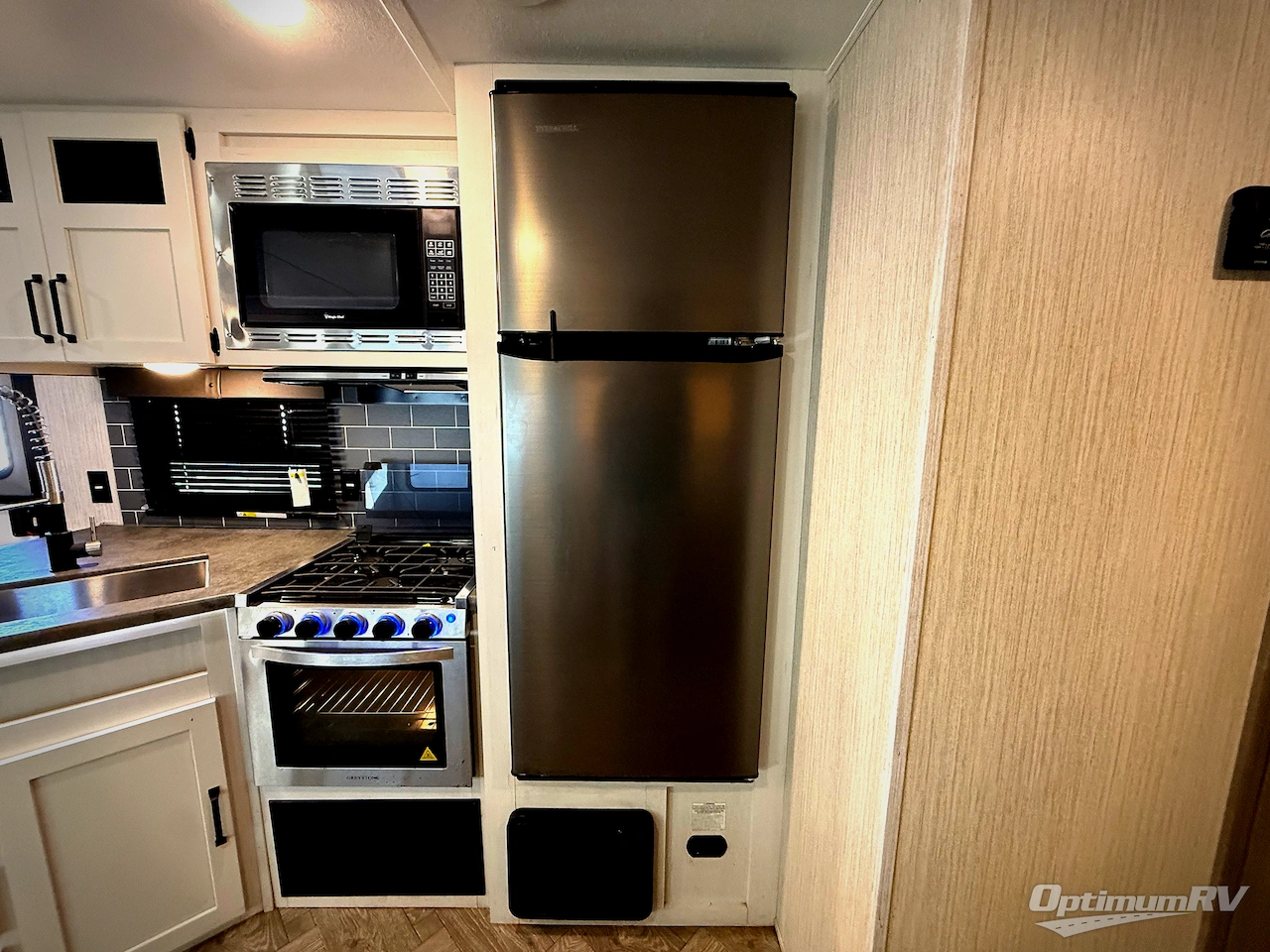 2022 Palomino Puma 32RBFQ Photo 14