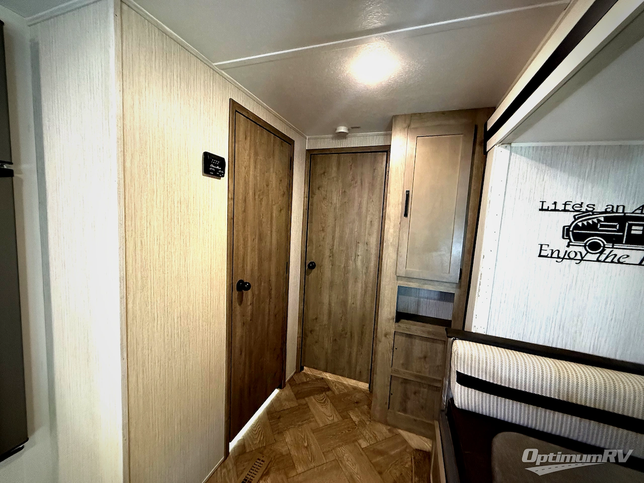 2022 Palomino Puma 32RBFQ Photo 15