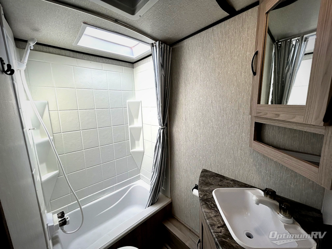 2022 Coachmen Northern Spirit XTR 2549BHX Photo 10