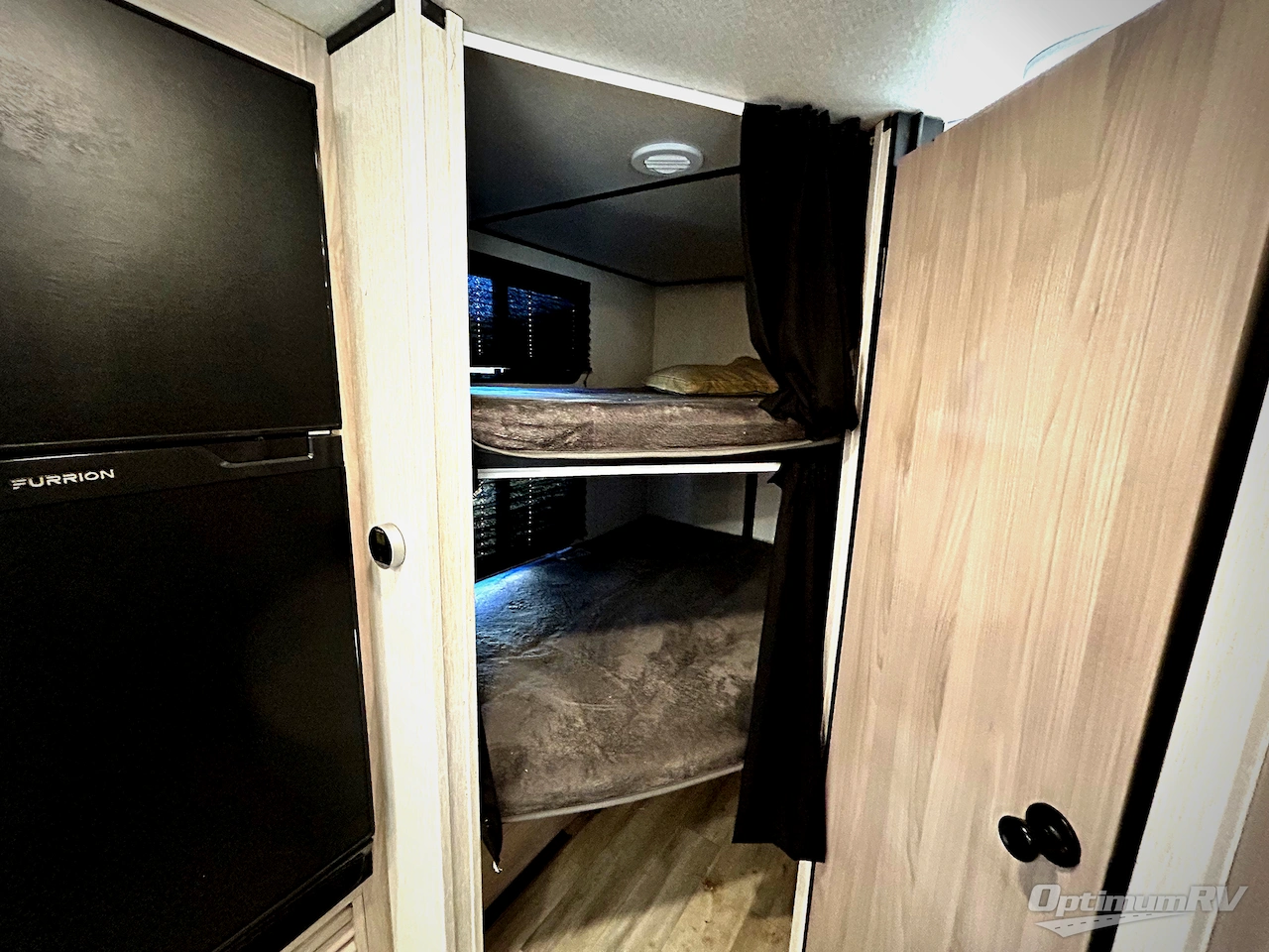 2022 Coachmen Northern Spirit XTR 2549BHX Photo 14
