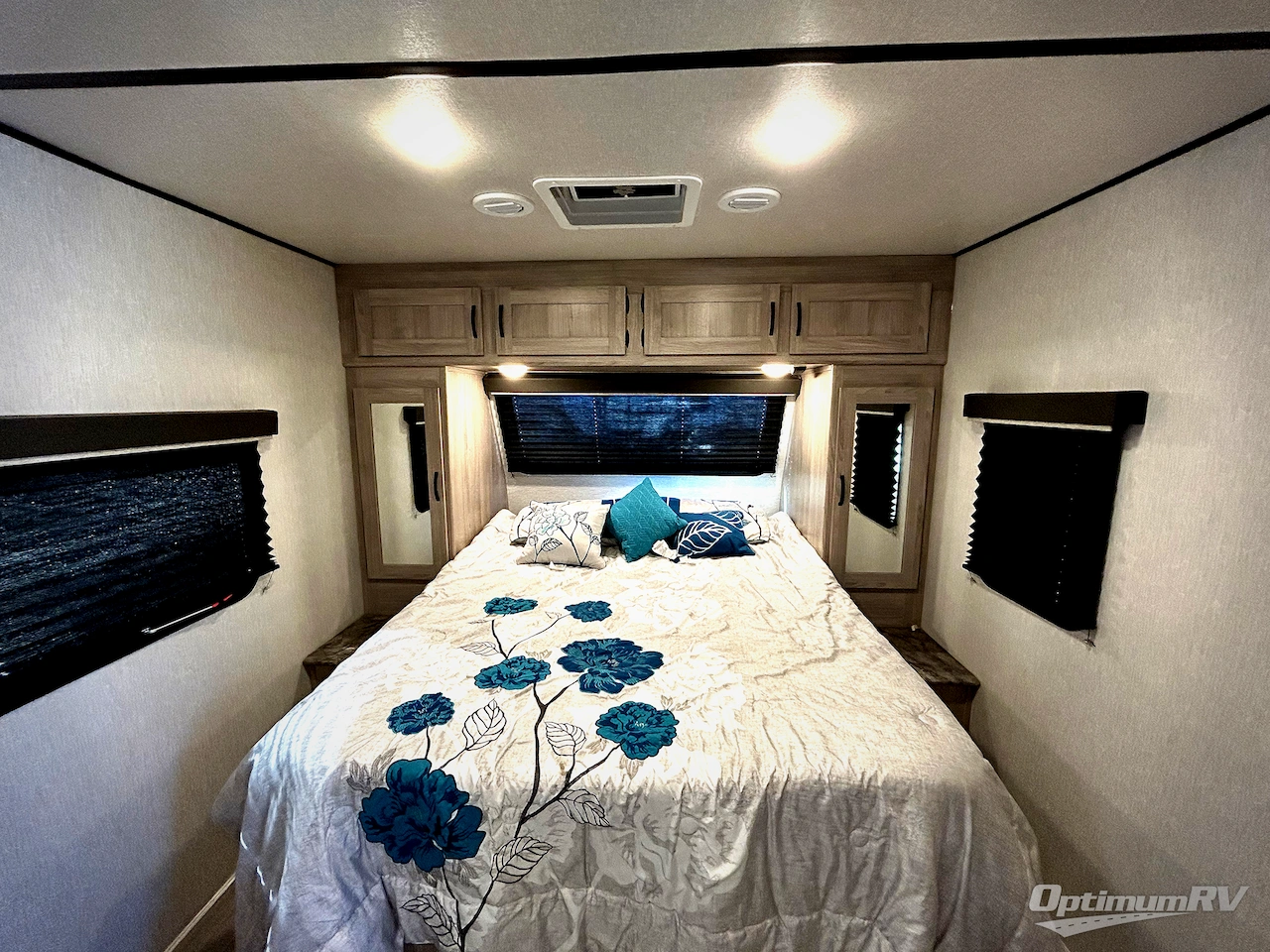 2022 Coachmen Northern Spirit XTR 2549BHX Photo 15
