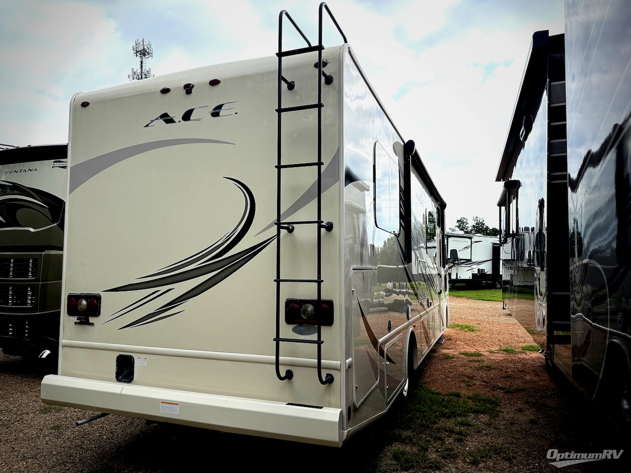 2018 Thor ACE 30.4 Photo 2