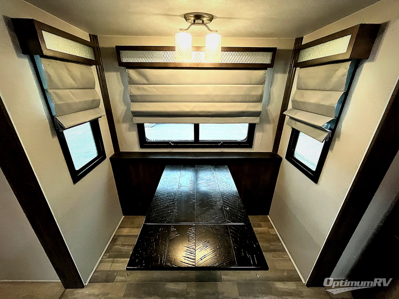 2020 Forest River Cardinal Luxury 3750BKX Photo 11