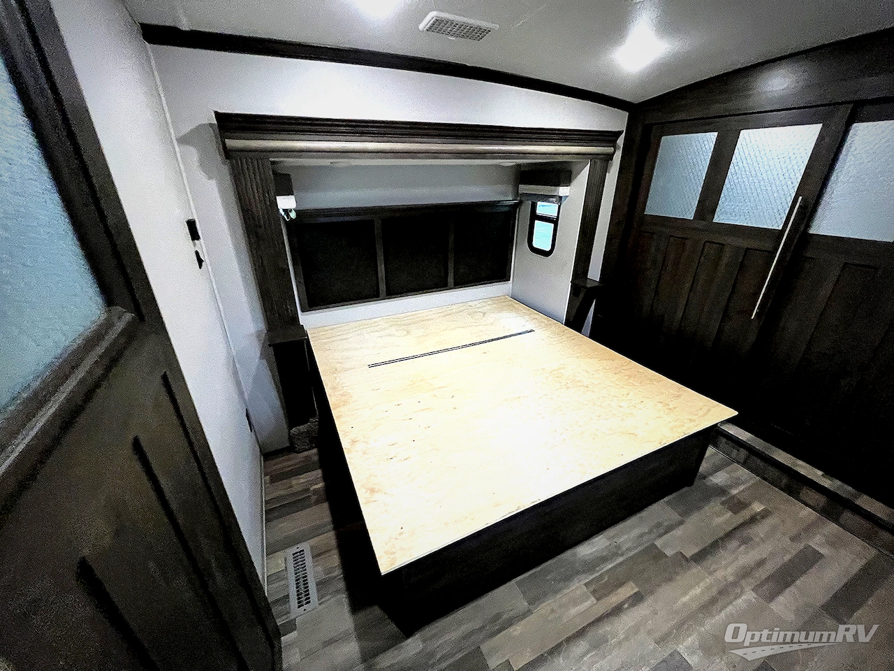 2020 Forest River Cardinal Luxury 3750BKX Photo 27