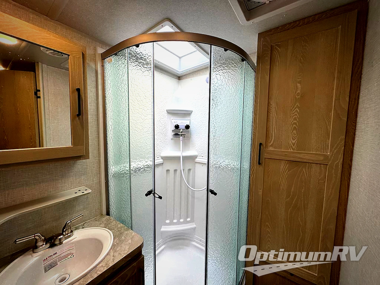 2021 Forest River Rockwood Mini Lite 2204S Photo 2