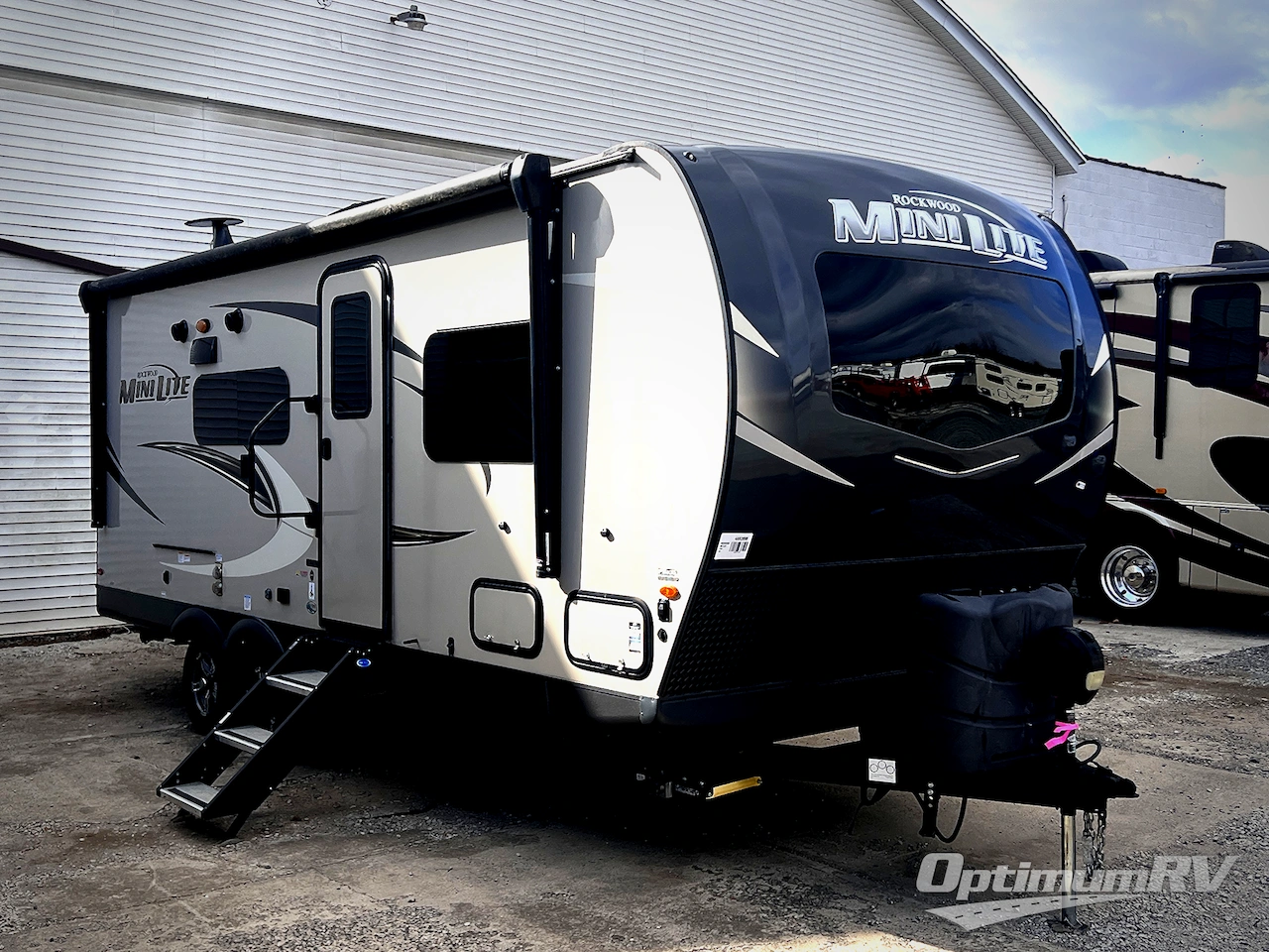 2021 Forest River Rockwood Mini Lite 2204S Photo 1