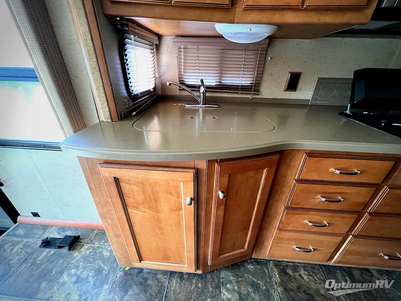 2013 Itasca Sunova 30A Photo 11