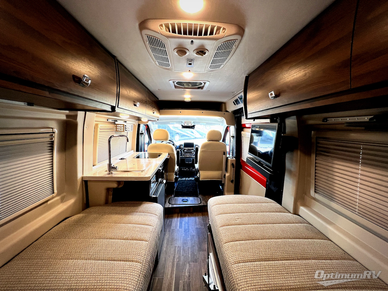 2024 Winnebago Travato 59K Photo 5