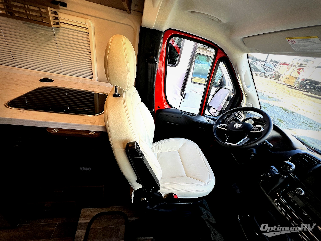 2024 Winnebago Travato 59K Photo 7