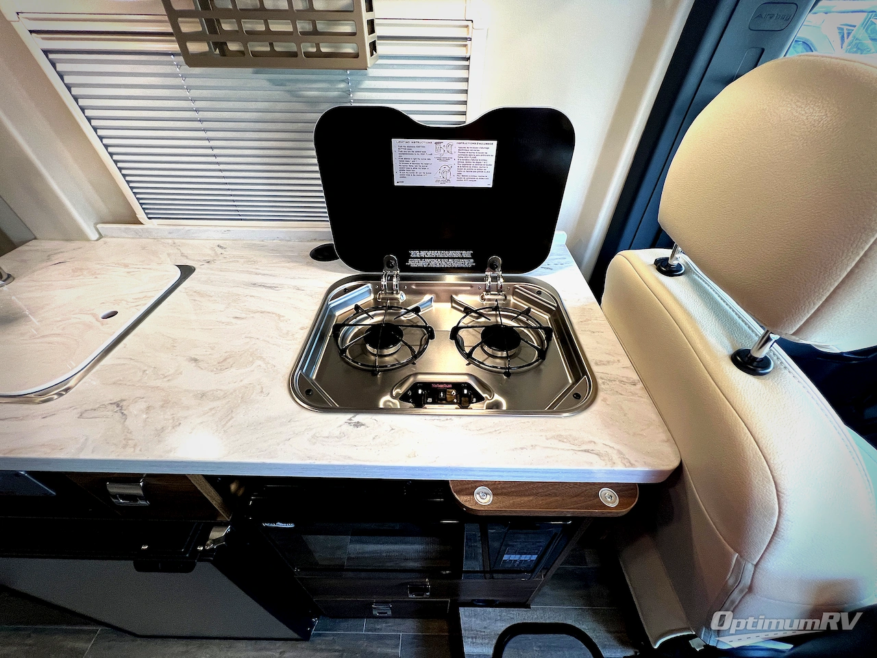 2024 Winnebago Travato 59K Photo 11