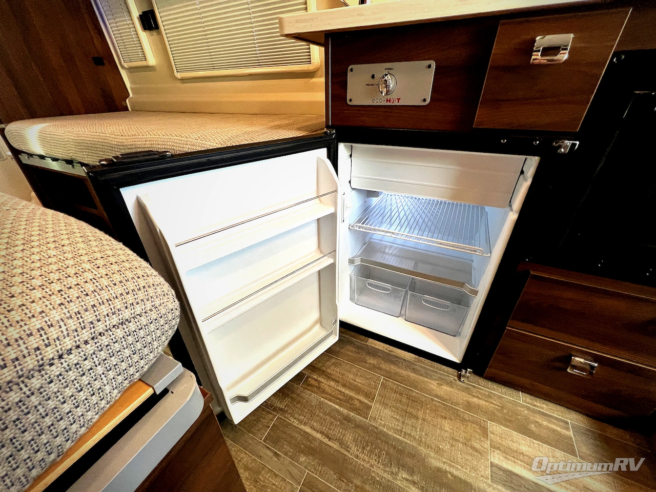 2024 Winnebago Travato 59K Photo 12