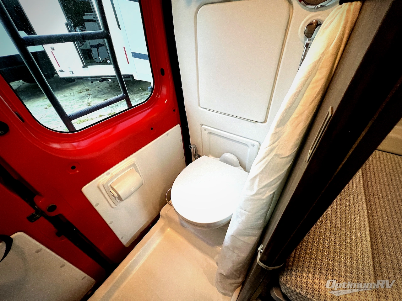 2024 Winnebago Travato 59K Photo 19