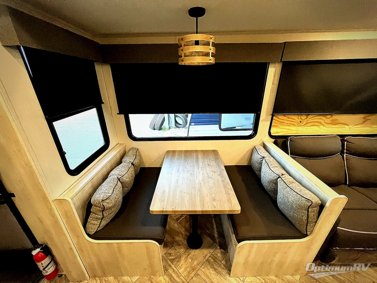 2023 Forest River Wildcat 369MBL Photo 8
