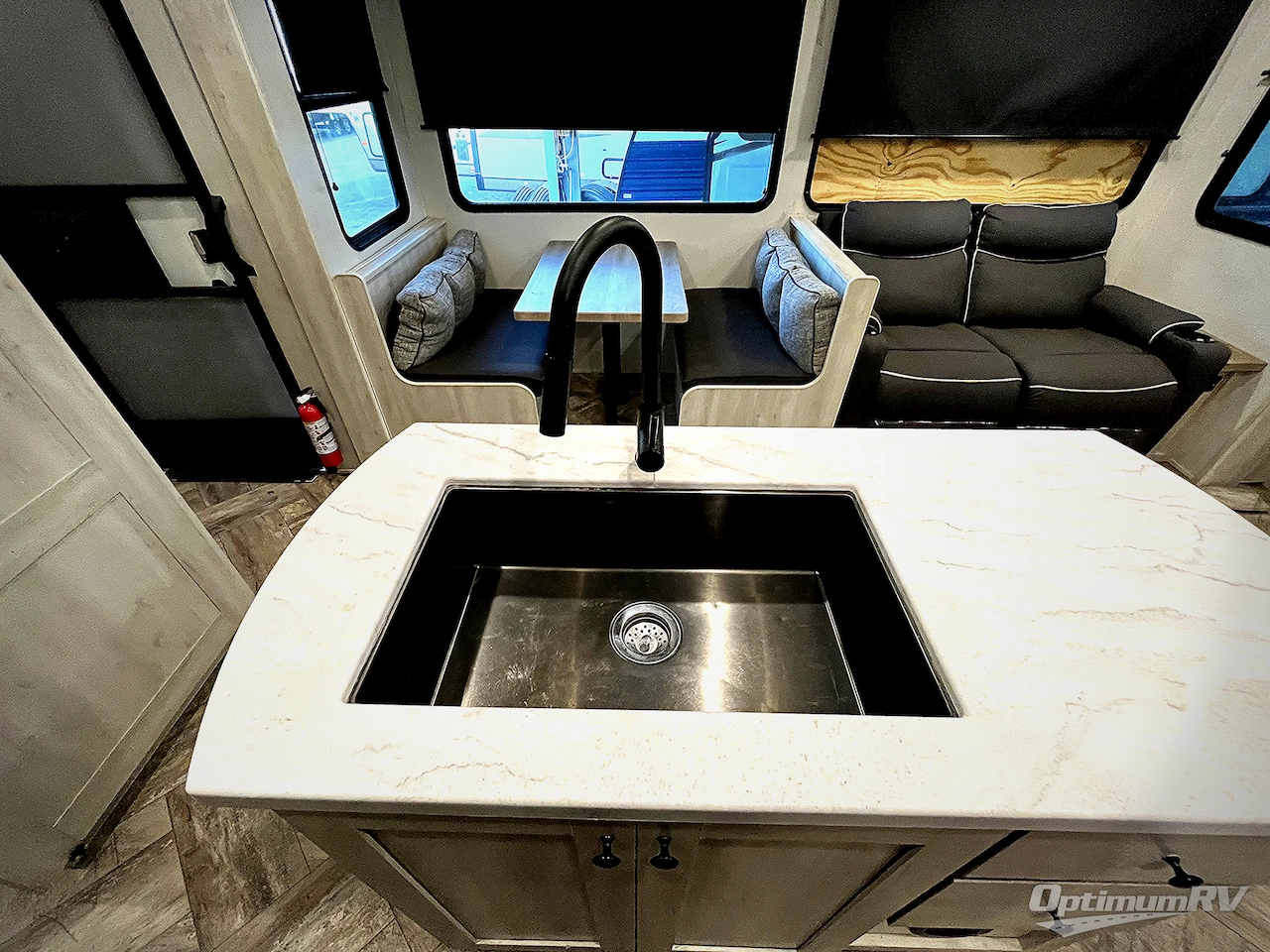 2023 Forest River Wildcat 369MBL Photo 12