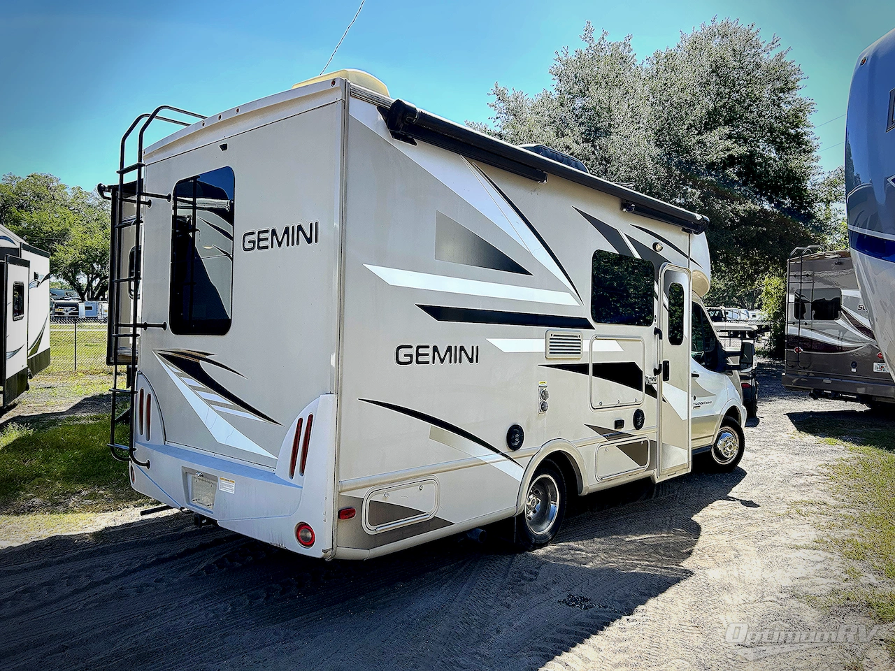2017 Thor Gemini 23TB Photo 2