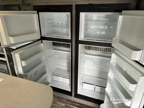 2019 Keystone Outback 328RL RV Photo 4