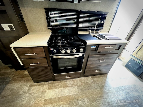 2021 Forest River Rockwood Mini Lite 2109S RV Photo 3
