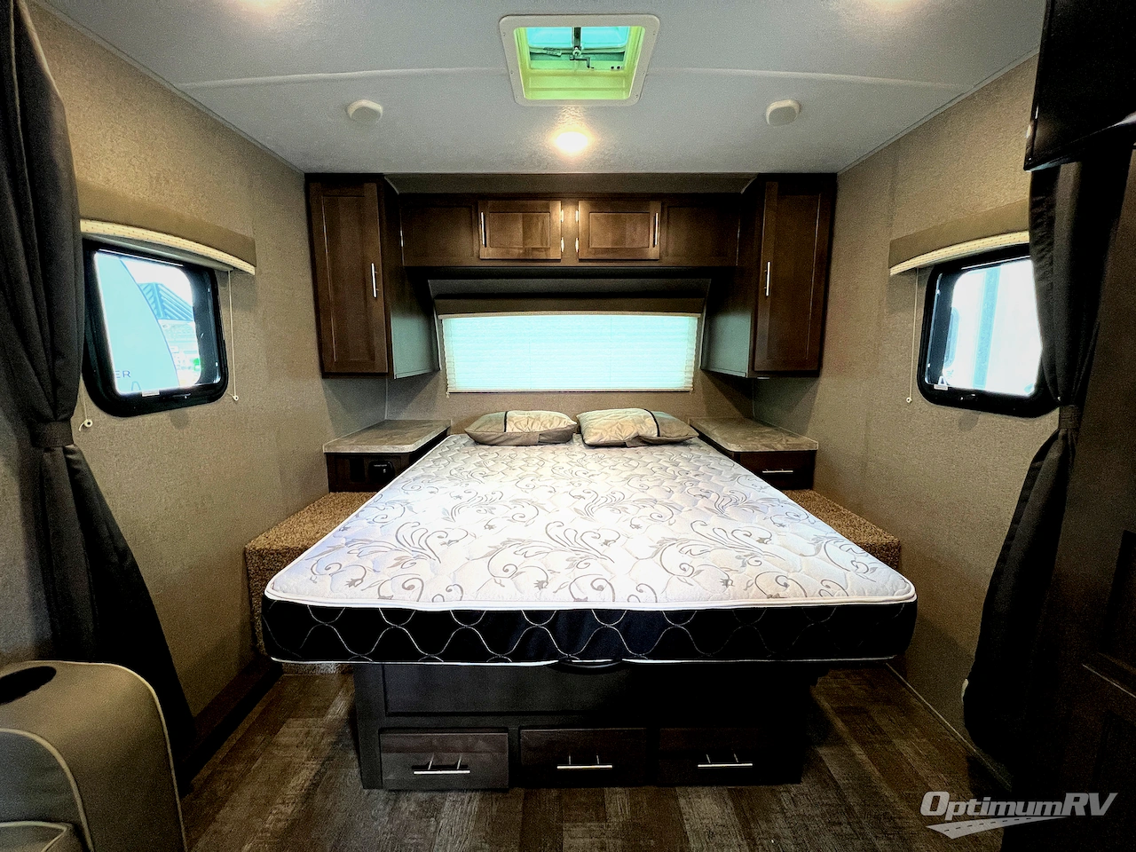 2021 Forest River Rockwood Mini Lite 2109S Photo 12
