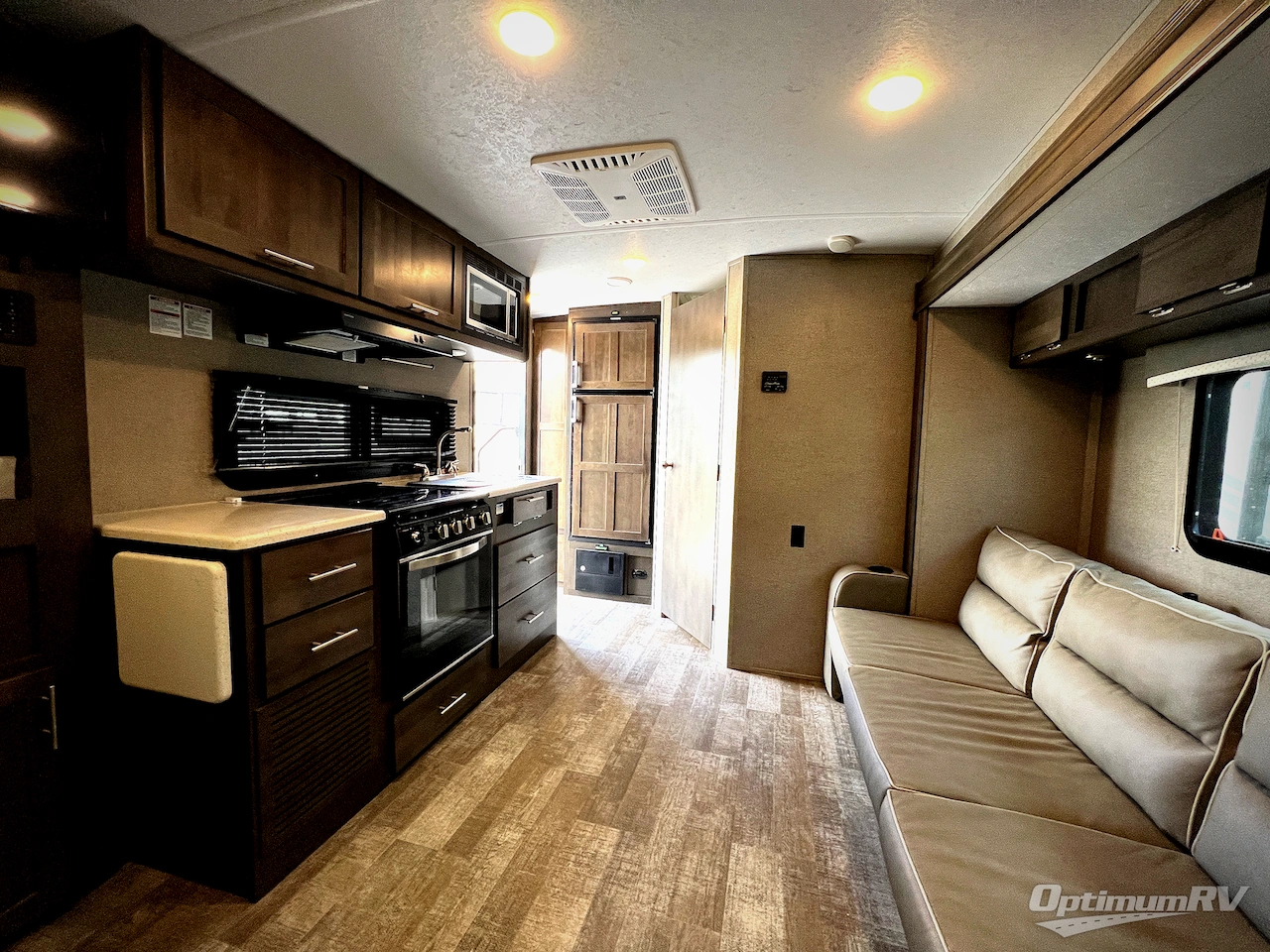 2021 Forest River Rockwood Mini Lite 2109S Photo 16